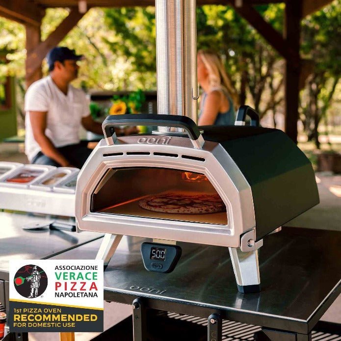 Ooni® Karu 16 Pizzaofen für verschiedene Brennstoffe