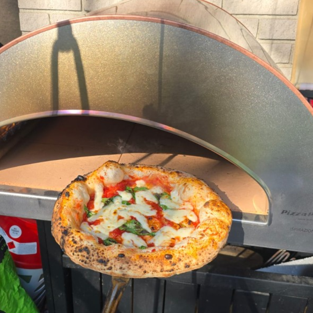 Pizza Party® Ispirazione Gaspizzaofen für 4 Pizzen